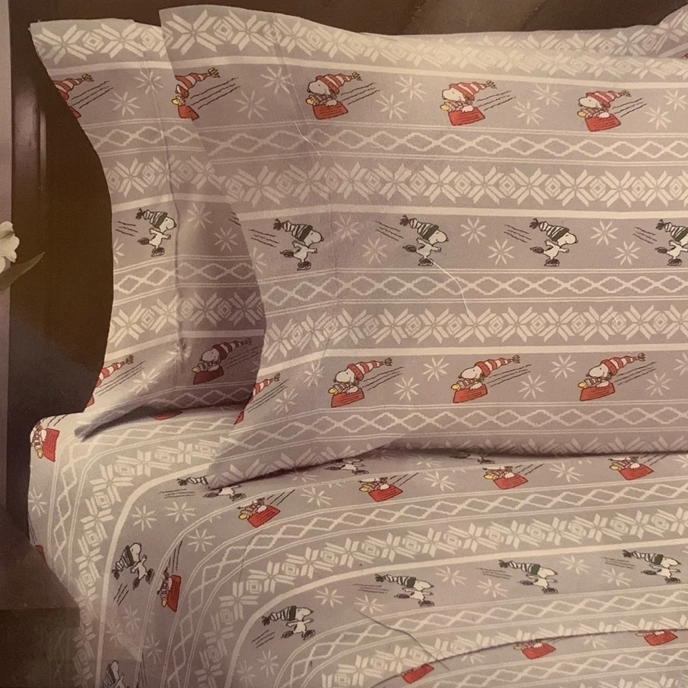 Peanuts Snoopy Woodstock Christmas Santa Fair isle sheet set - Queen NEW